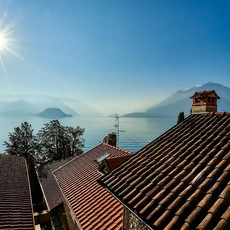 Lara'S Home Varenna Exterior photo